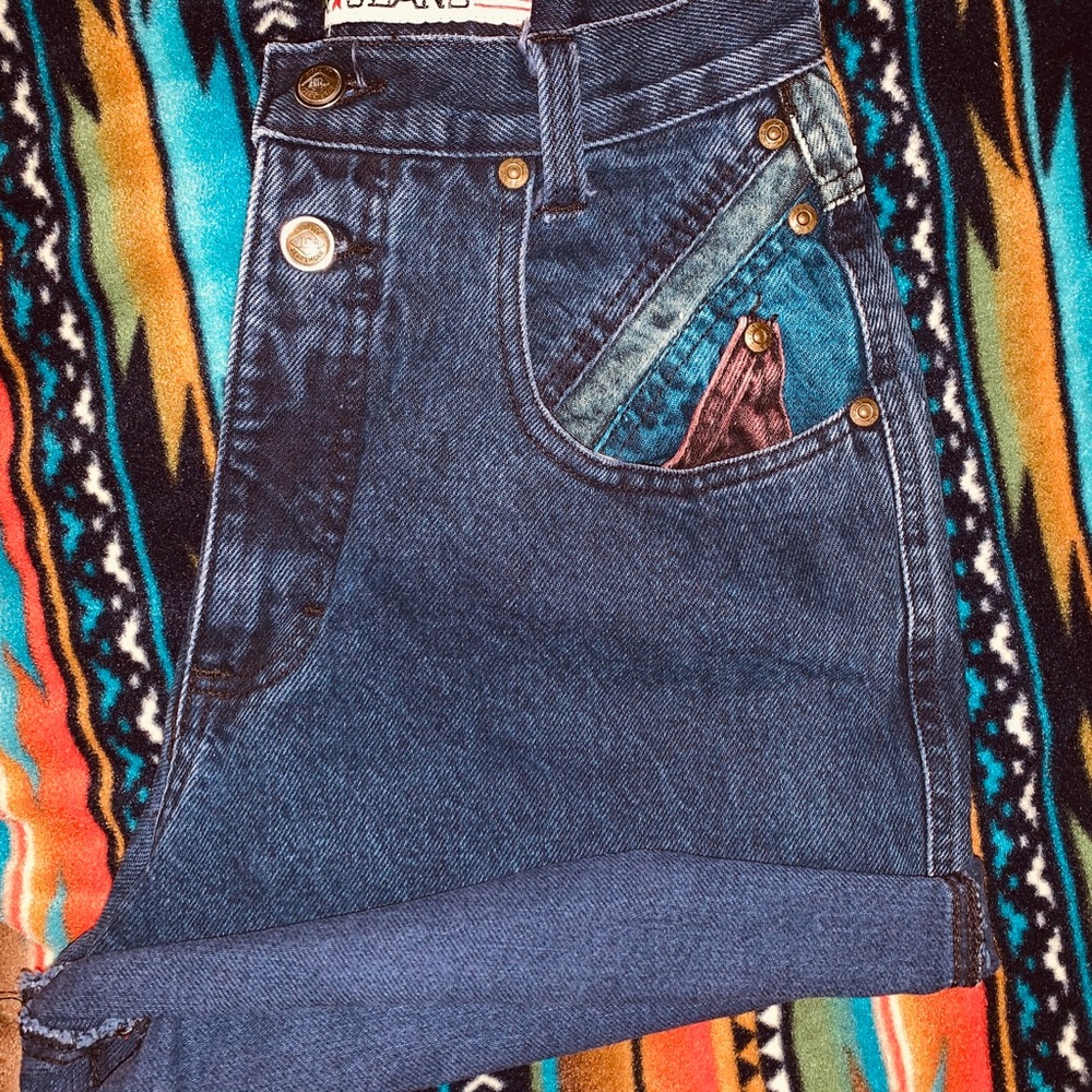 Women’s cutoffs